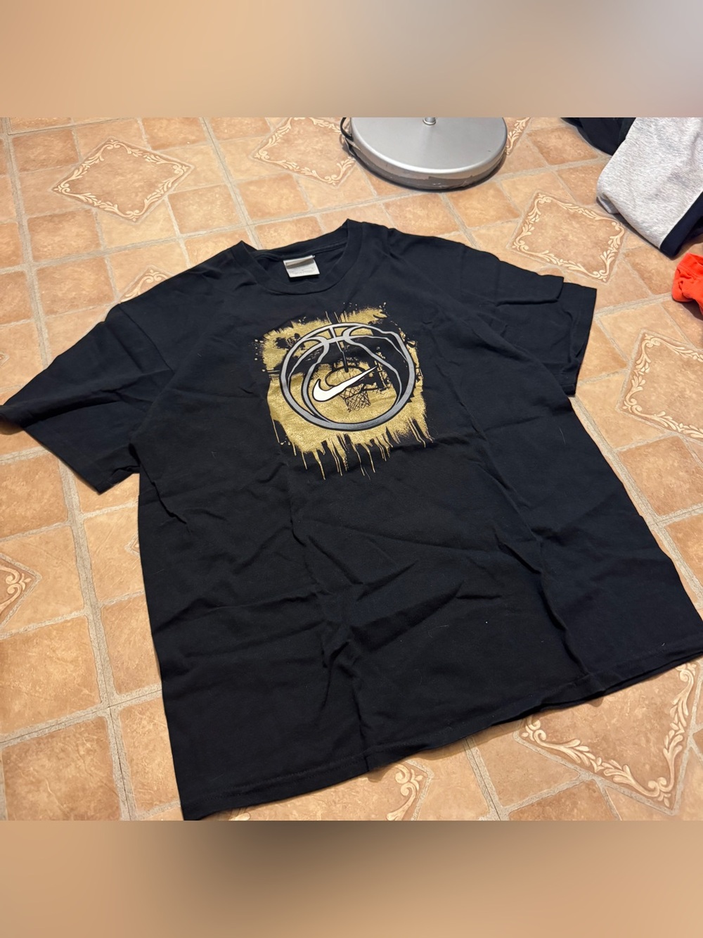 Vintage Nike Impax Gold Graphic T-Shirt - Men's Size Medium